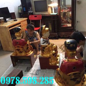 Tượng quan thếp vàng