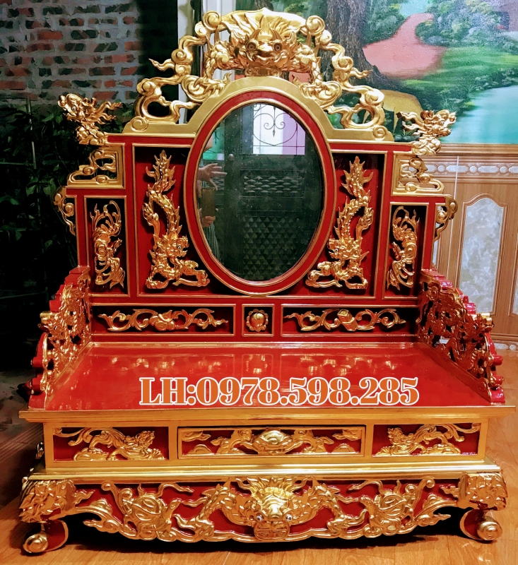 bàn hầu Thánh - sơn son thếp bạc
