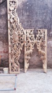 Cửa võng mai điểu - chạm khắc tinh xảo